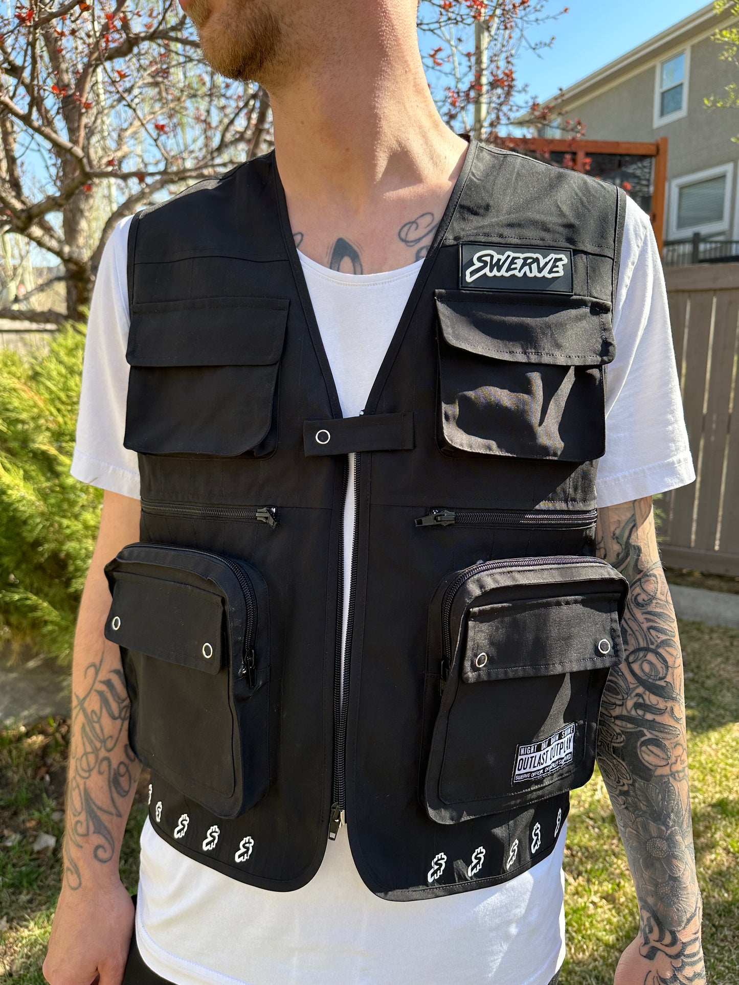 BLACK ZIPPER TACTICAL VEST
